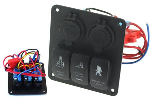 pol_pl_Panel-przelacznikow-12-24V-ON-OFFx3-1xZ-2xUSB-3-1A-2xB-15A-IP68-6439_4 Panel przełączników 12/24V ON-OFFx3, 1xZ, 2xUSB 3,1A, 2xB 15A IP68