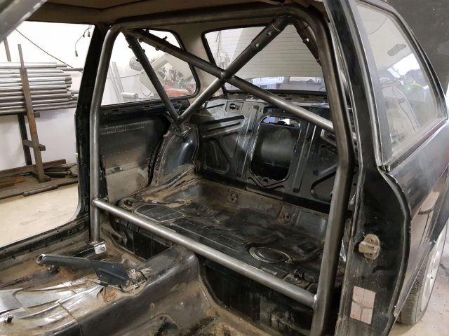 Skręcana pół klatka Rollbar BMW 3 E30